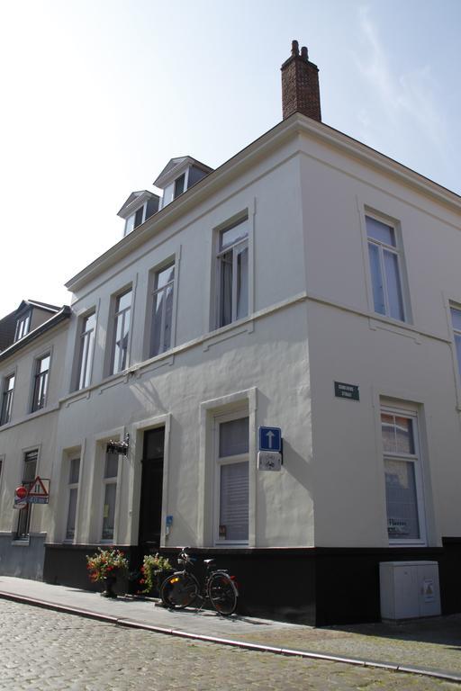 B&B Le Flaneur Брюгге Экстерьер фото